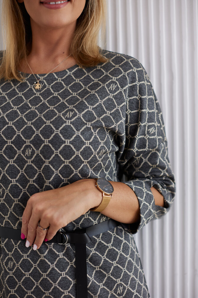 Knitted dress with a belt in a jacquard pattern with lurex