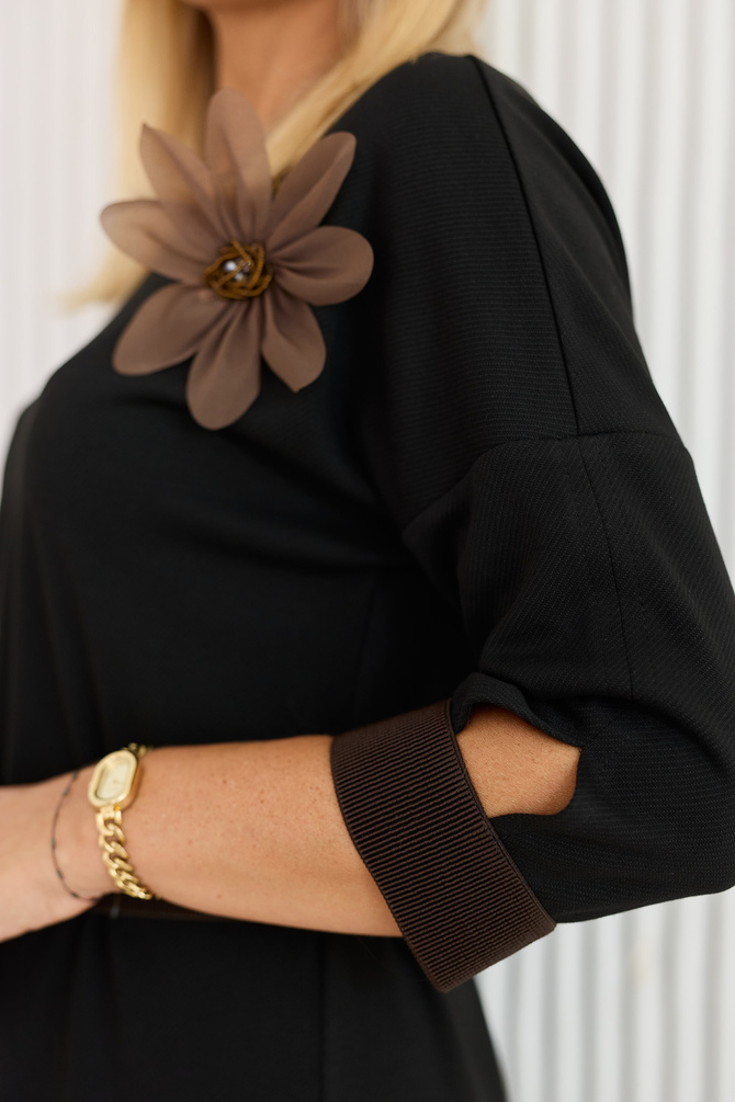 Knitted dress with adjustable belt + brown flower