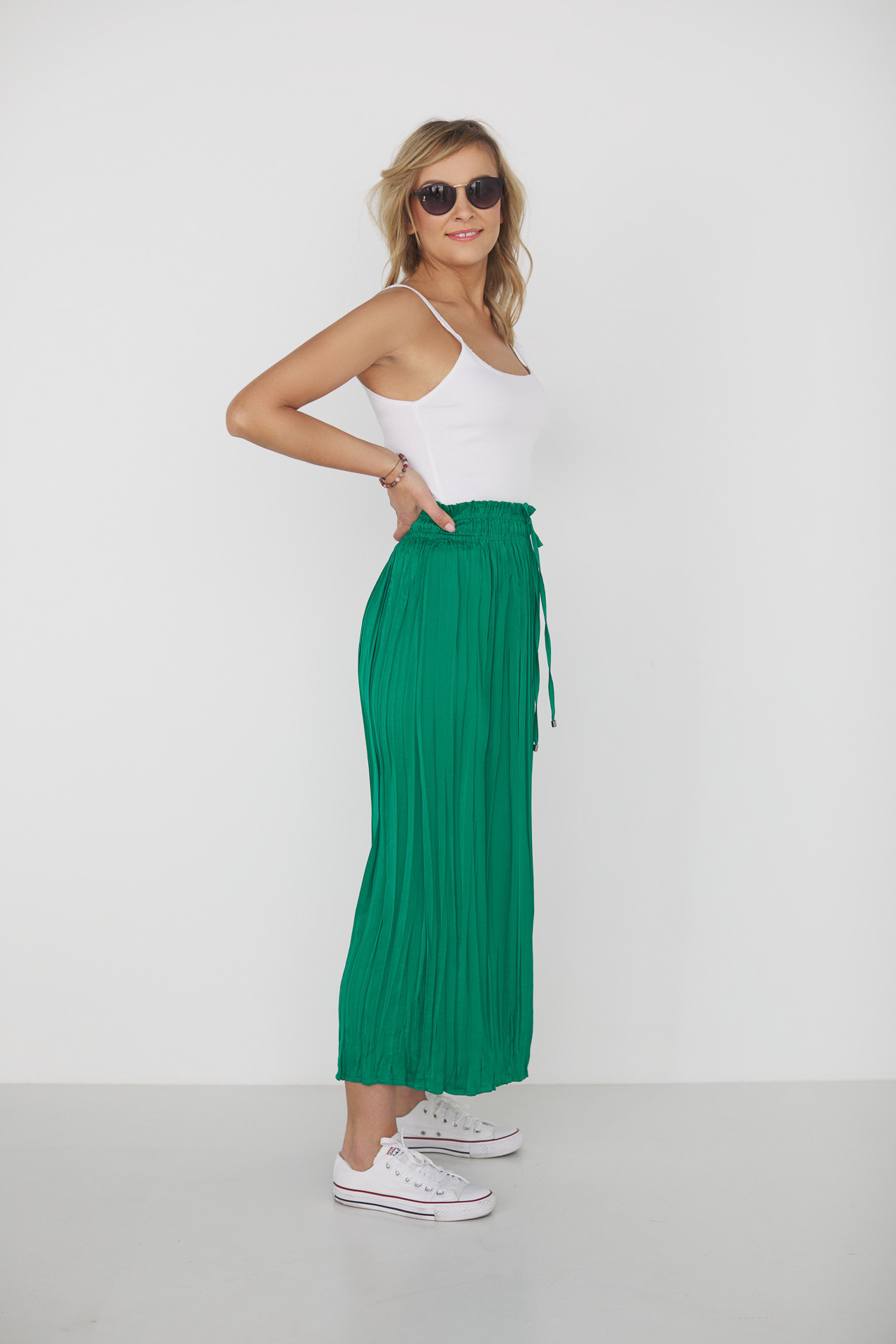 7/8 length green pleated skirt