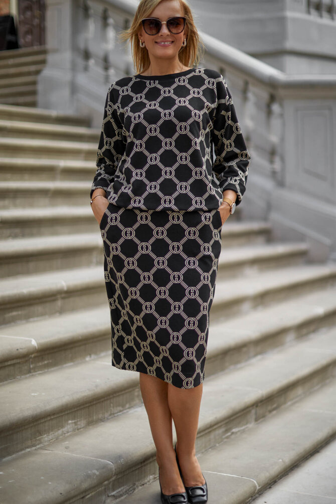 Formal set (blouse + skirt) made of jacquard knitwear