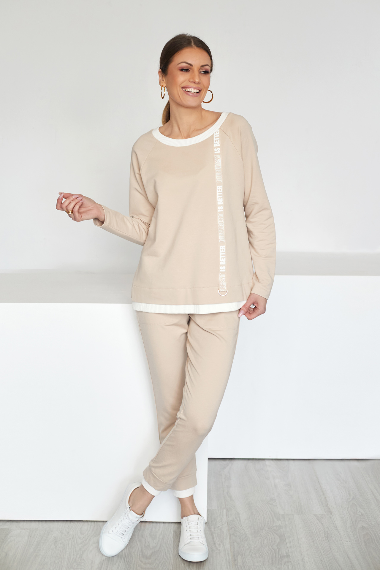 Komplet dresowy (bluza+spodnie)