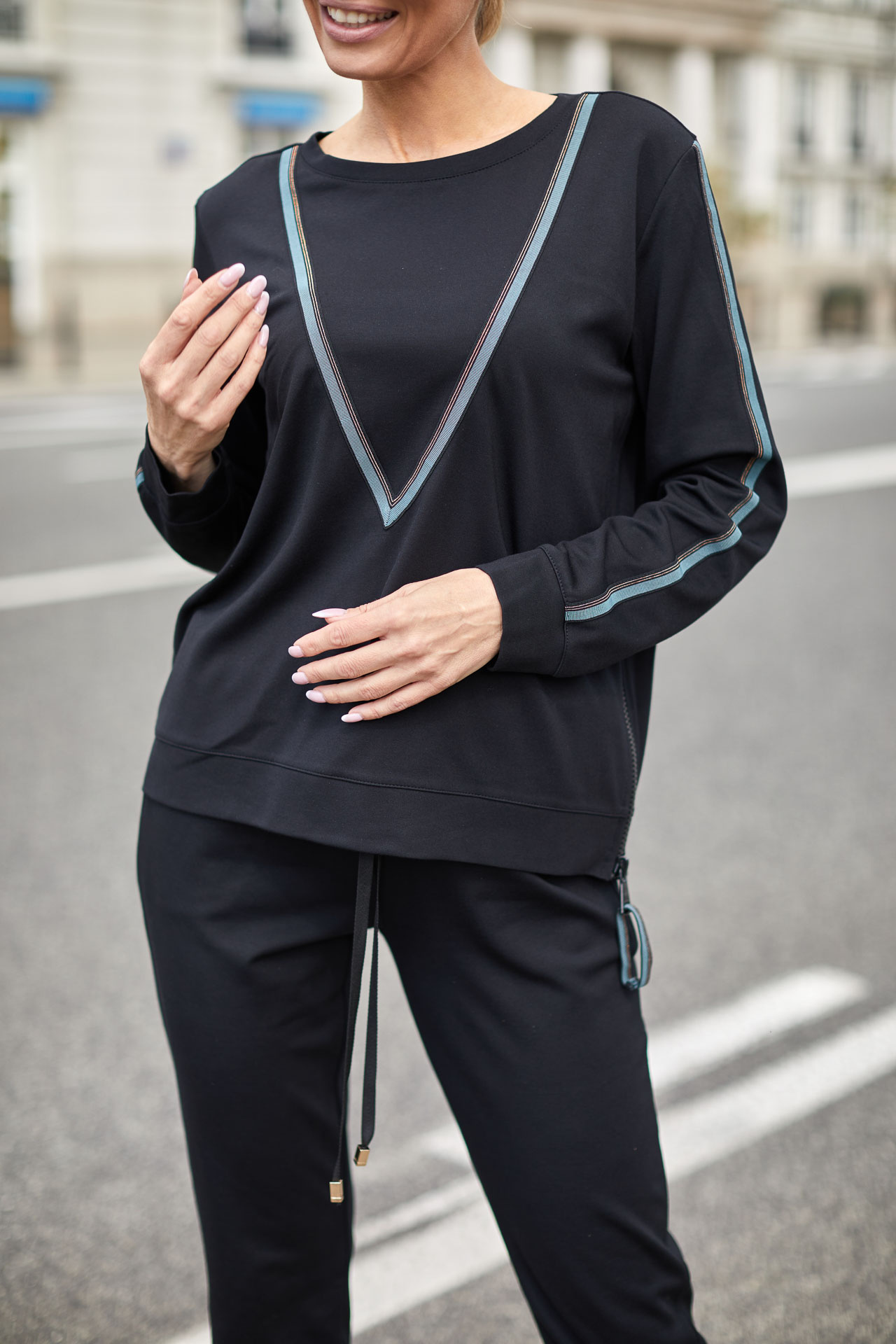  elegancki komplet (bluza+spodnie)