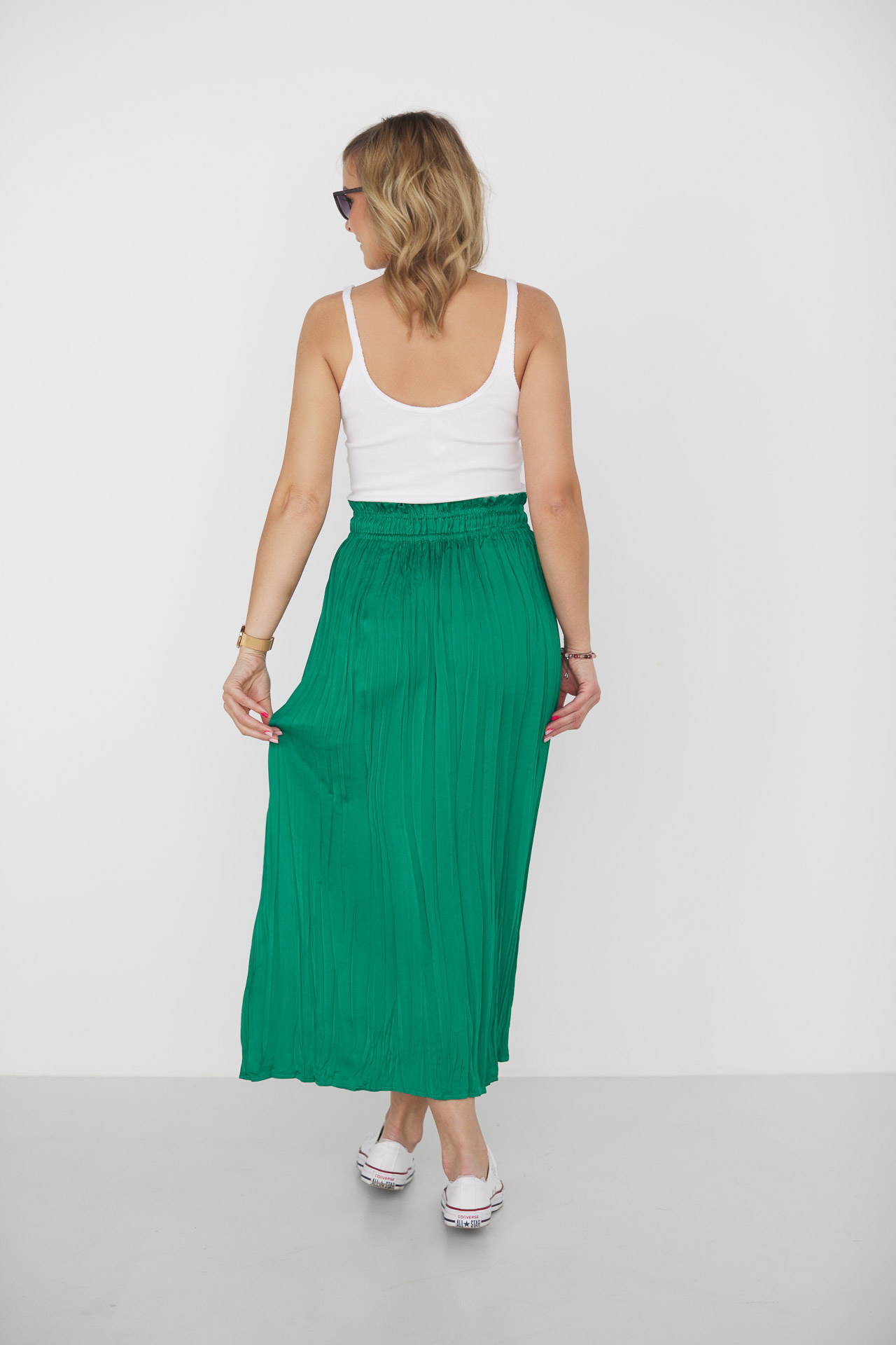 7/8 length green pleated skirt