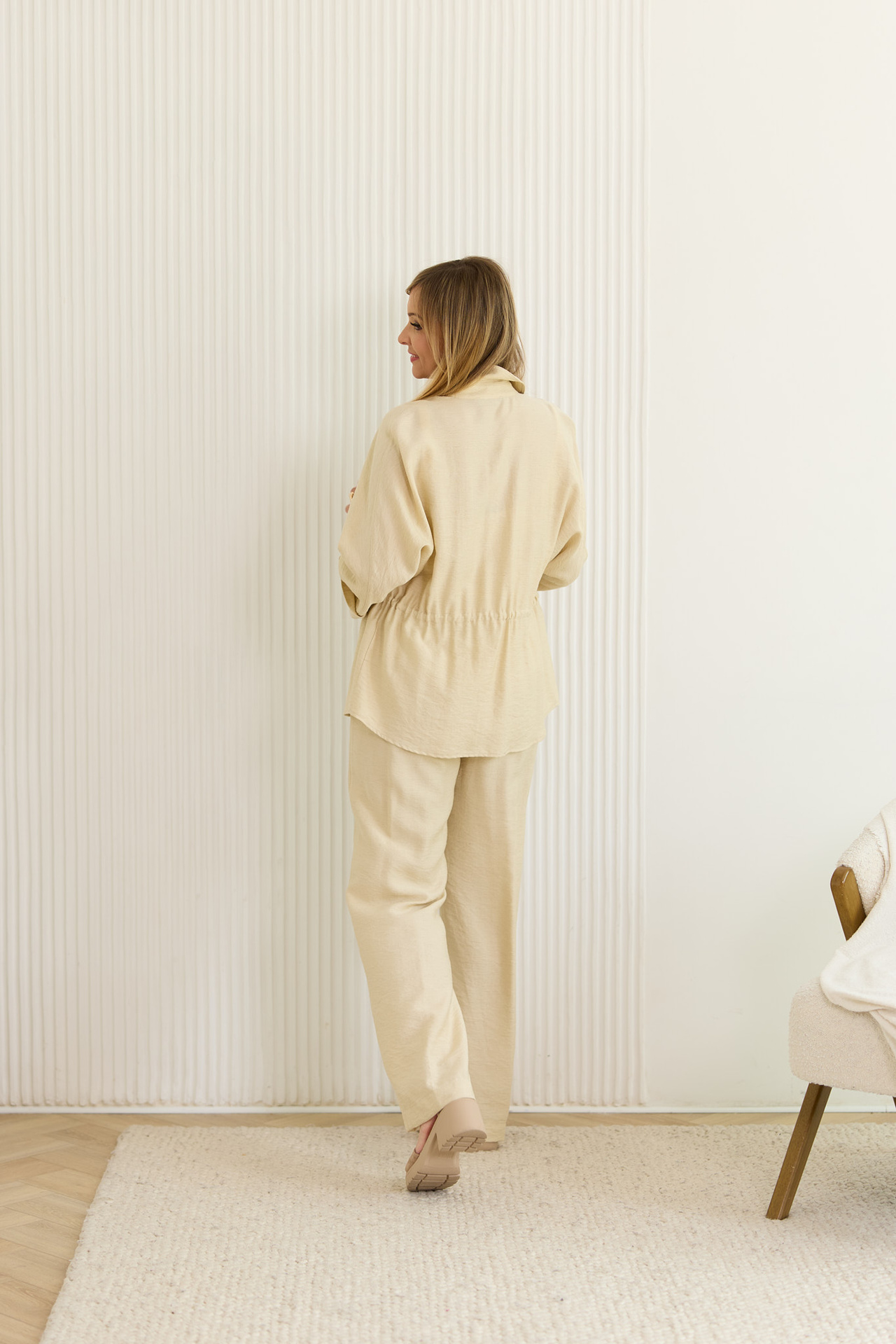 Fabric shirt in a natural color of linen + viscose